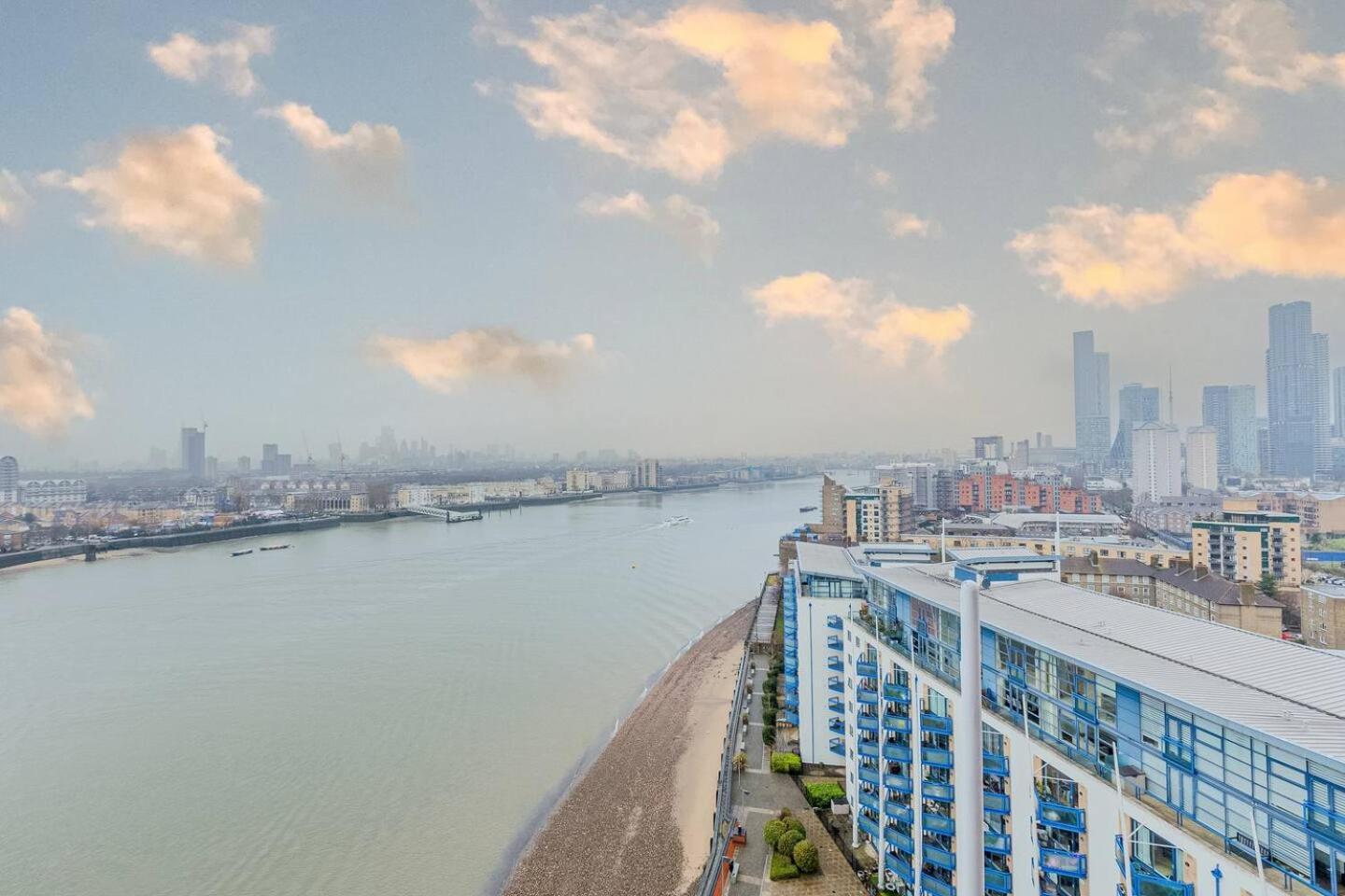 London Canary Wharf Riverside Penthouse Apartment Dış mekan fotoğraf